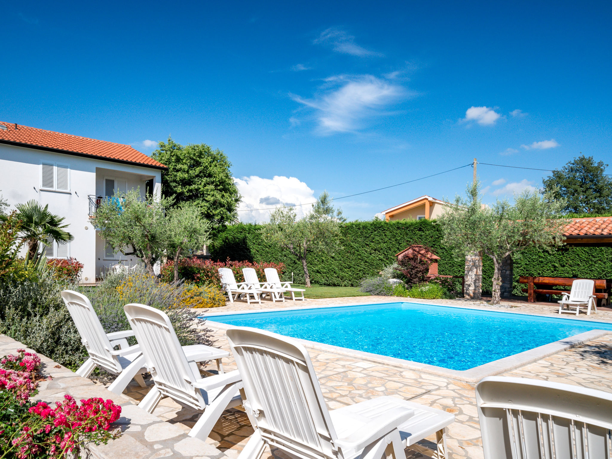Knus appartement Fiore nabij Poreč met zwembad en tuin - foto 13