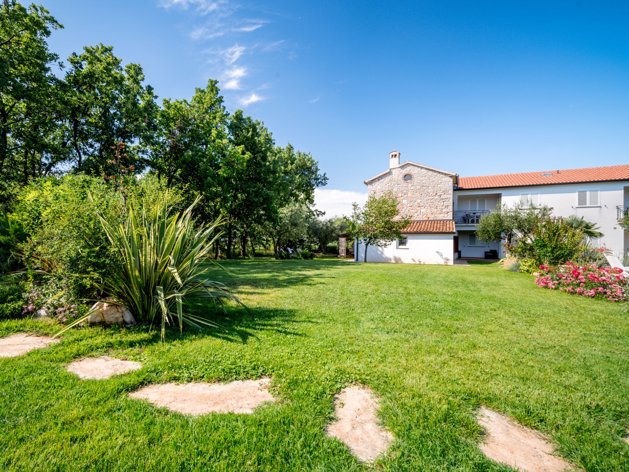 Knus appartement Fiore nabij Poreč met zwembad en tuin - foto 30