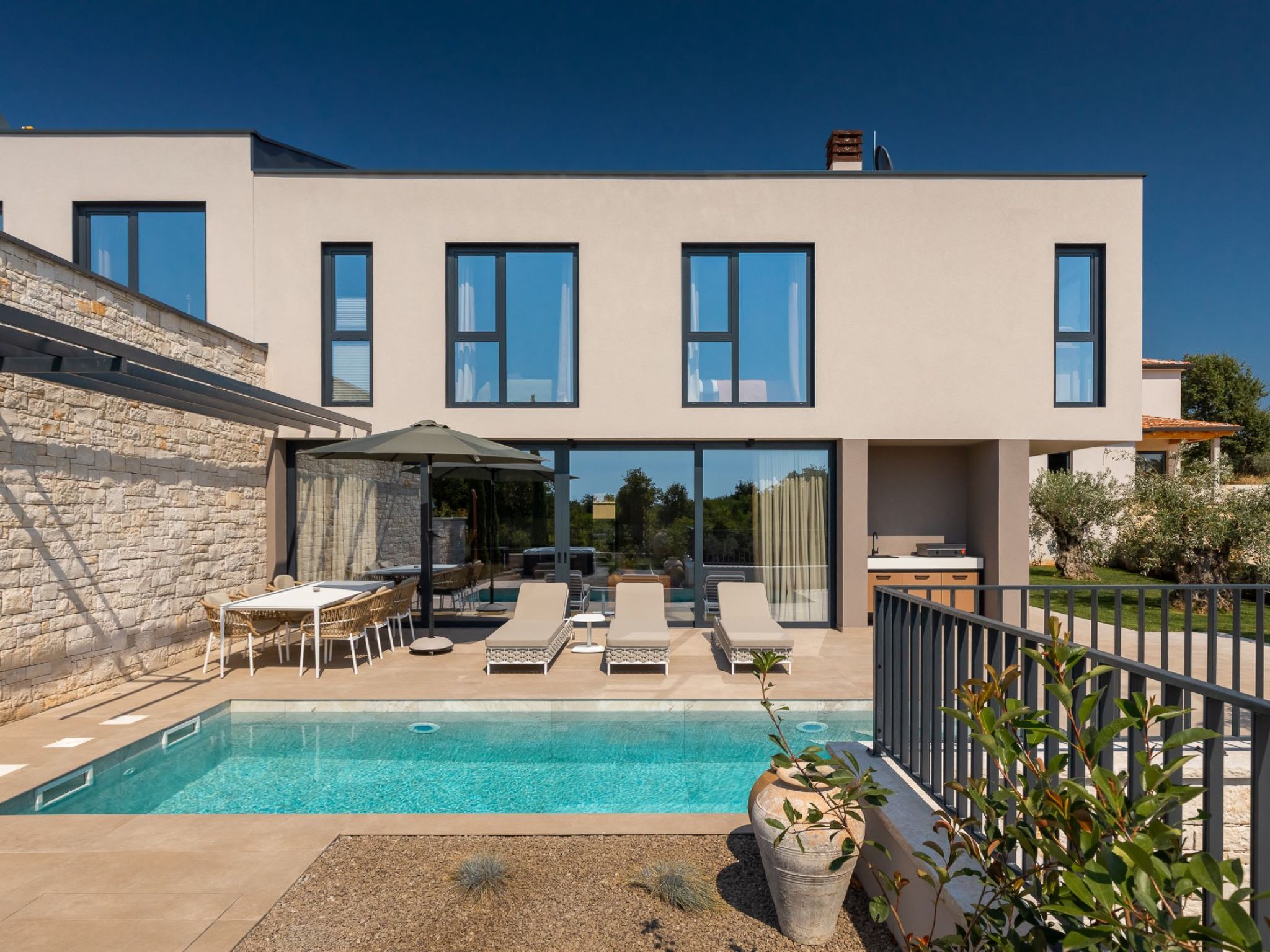 Nieuwe luxe vakantiewoning met privé-zwembad en sauna bij Poreč - foto 43