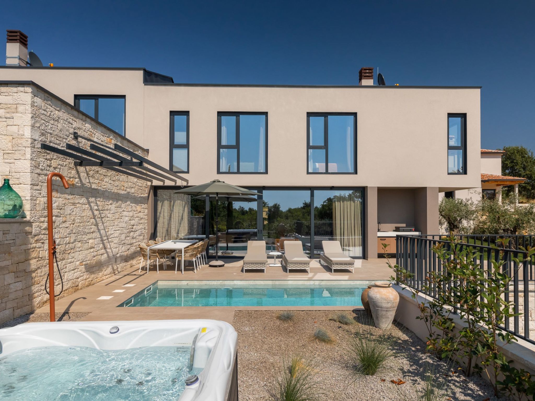 Nieuwe luxe vakantiewoning met privé-zwembad en sauna bij Poreč - foto 45