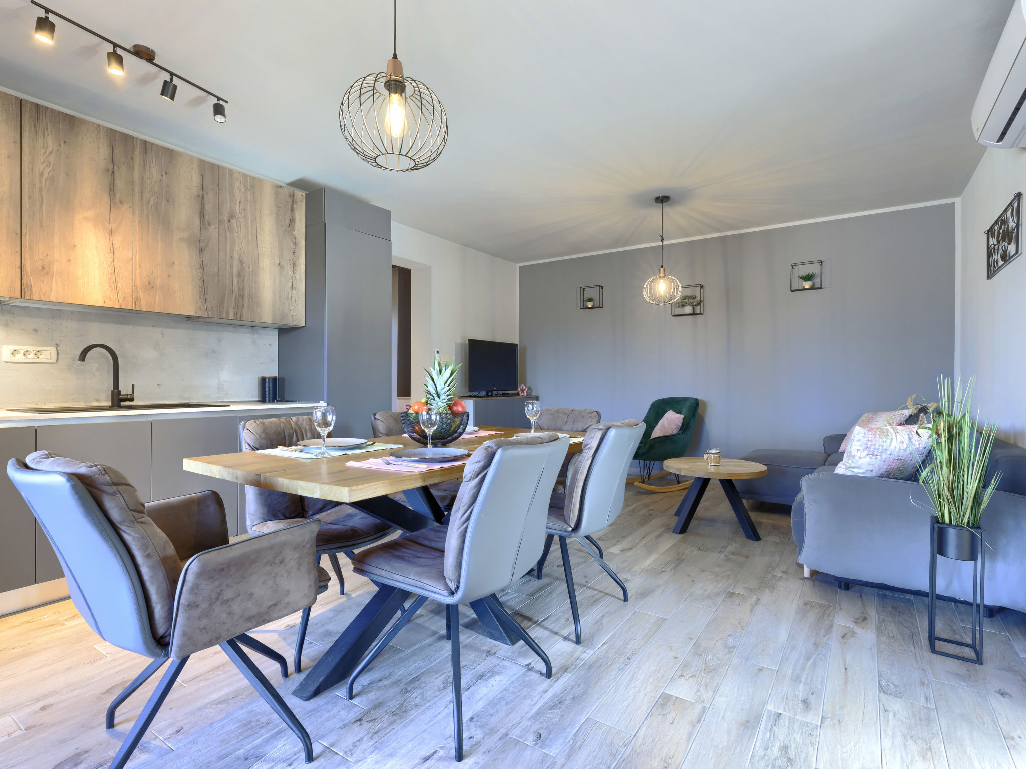 Appartement Emili – Cuisine et coin repas, photo 8 sur 33