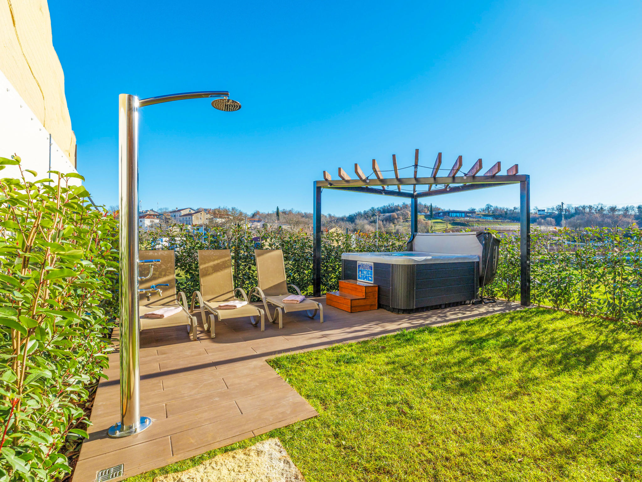 Darel — Pool Outdoor (3 of 30)