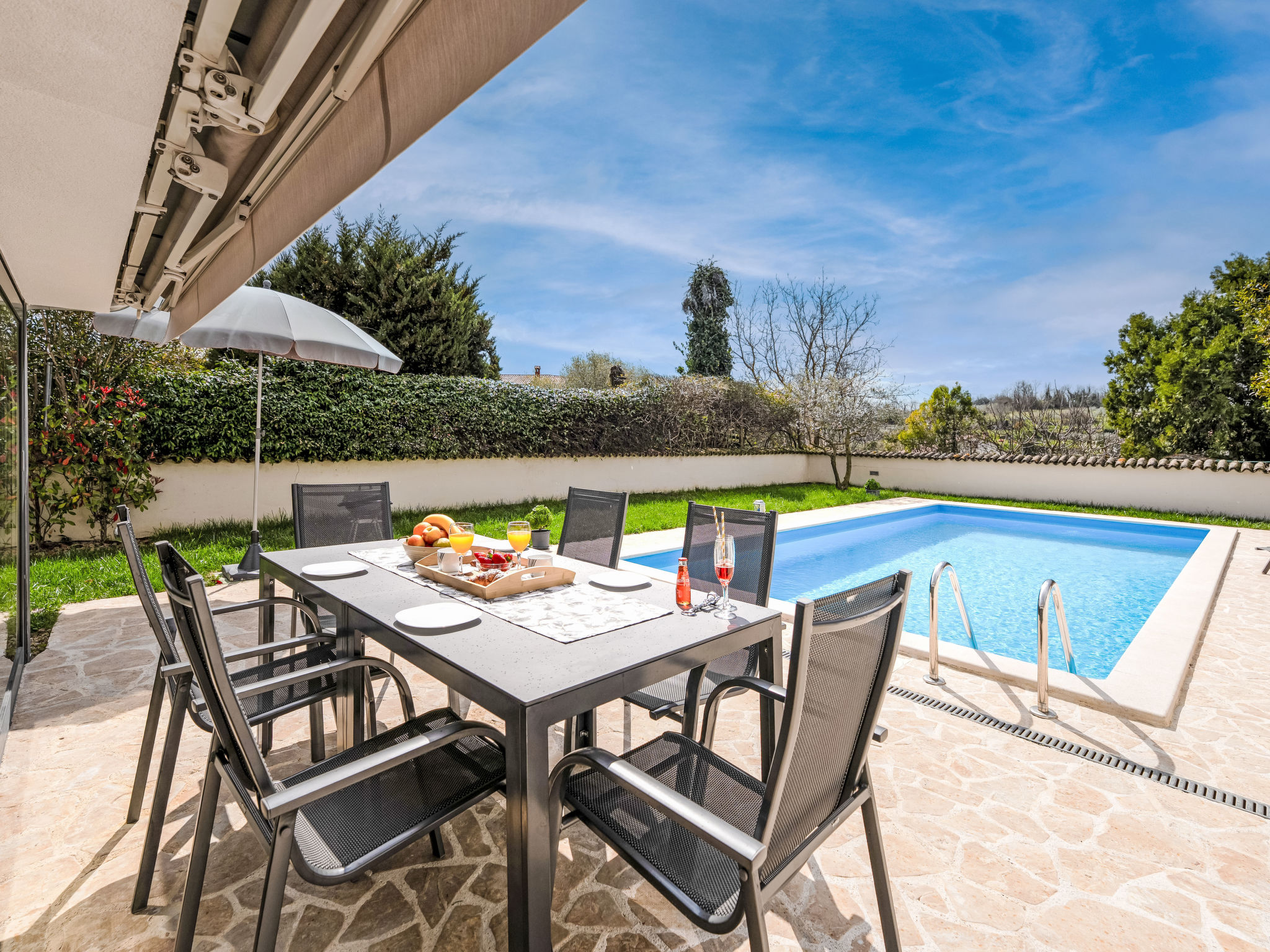 Casa Lampadina mit Pool - Outside