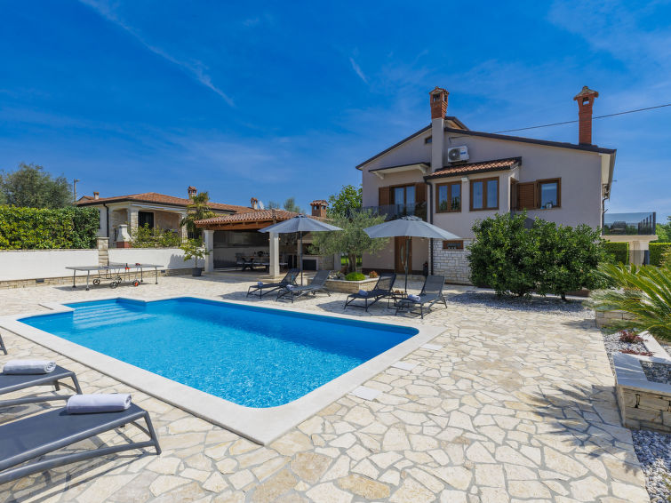 Vakantiehuis met privézwembad en whirlpool in Poreč/Kaštelir in Kastelir