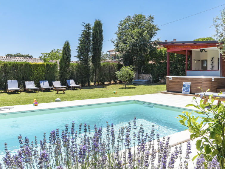 Search and Stay destination Rogovići, Istarska županija - Croatia from AU$ 390. Petar (KST253)