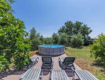 Knusse rijwoning bij Poreč met zwembad en grote tuin - thumbnail 6