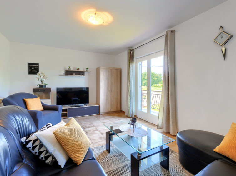 Search and Stay destination Višnjan, Istarska županija - Croatia from AU$ 280. Jurican (KST417)