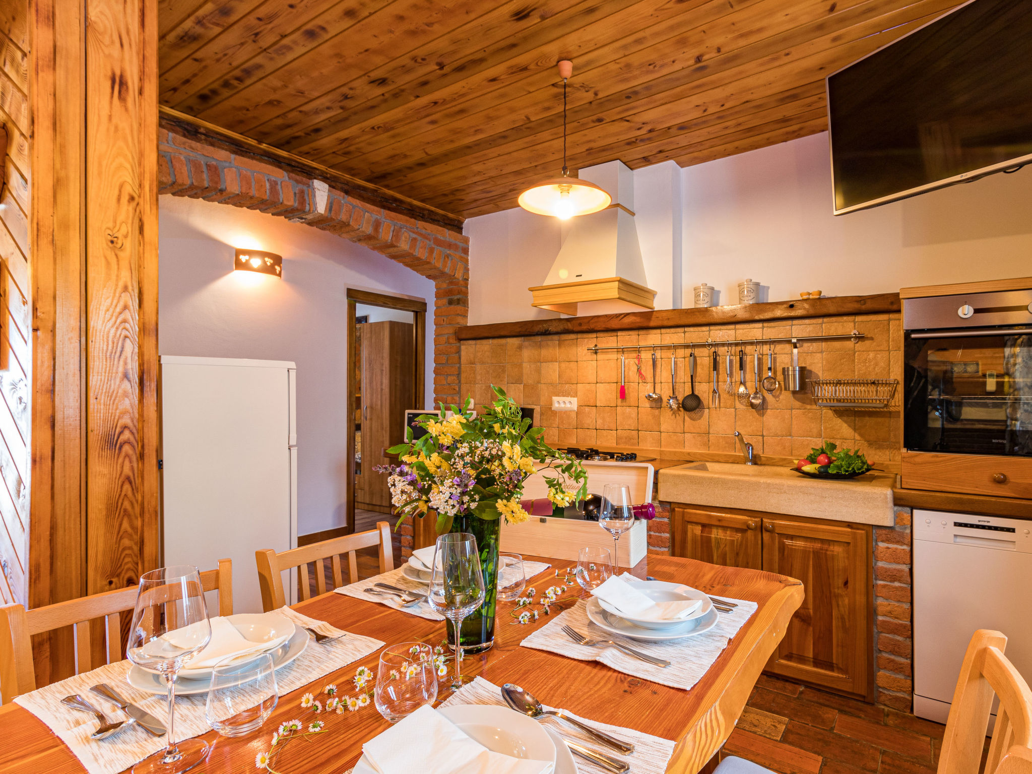 Kitchen / Dining Room