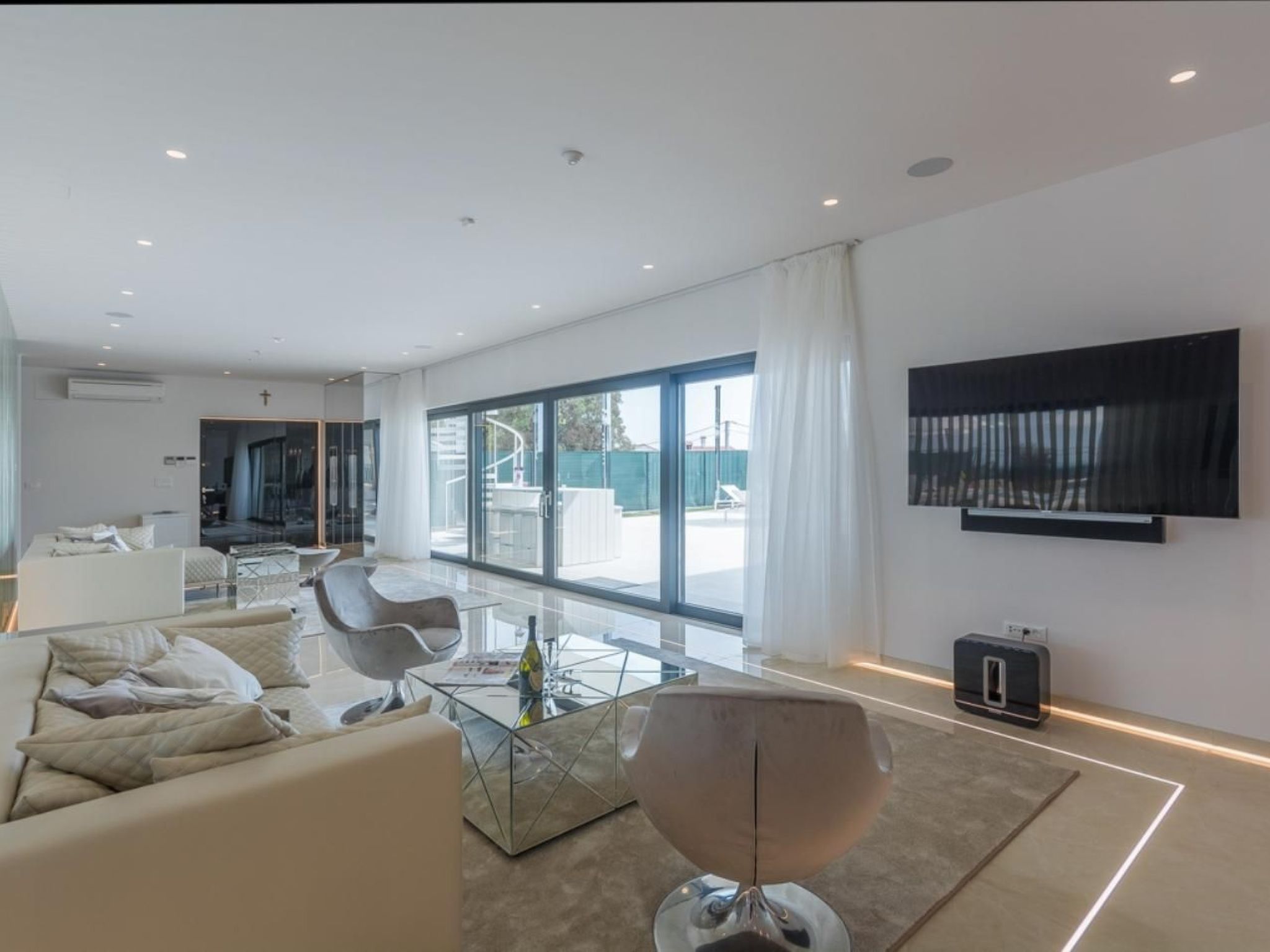 Villa Gabrijela für 10 Personen in Valentići-Dedans