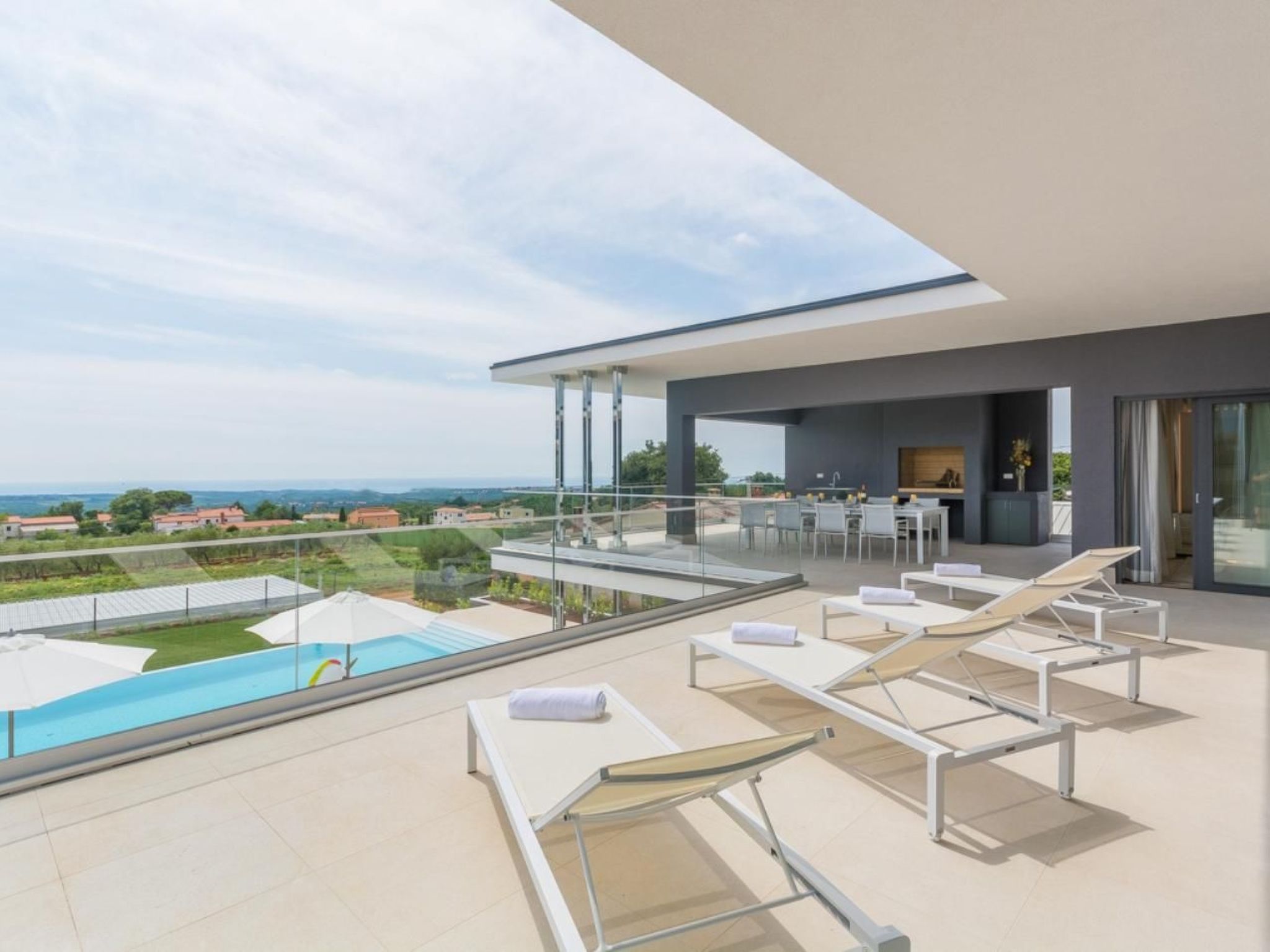 Villa Gabrijela für 10 Personen in Valentići-Dedans