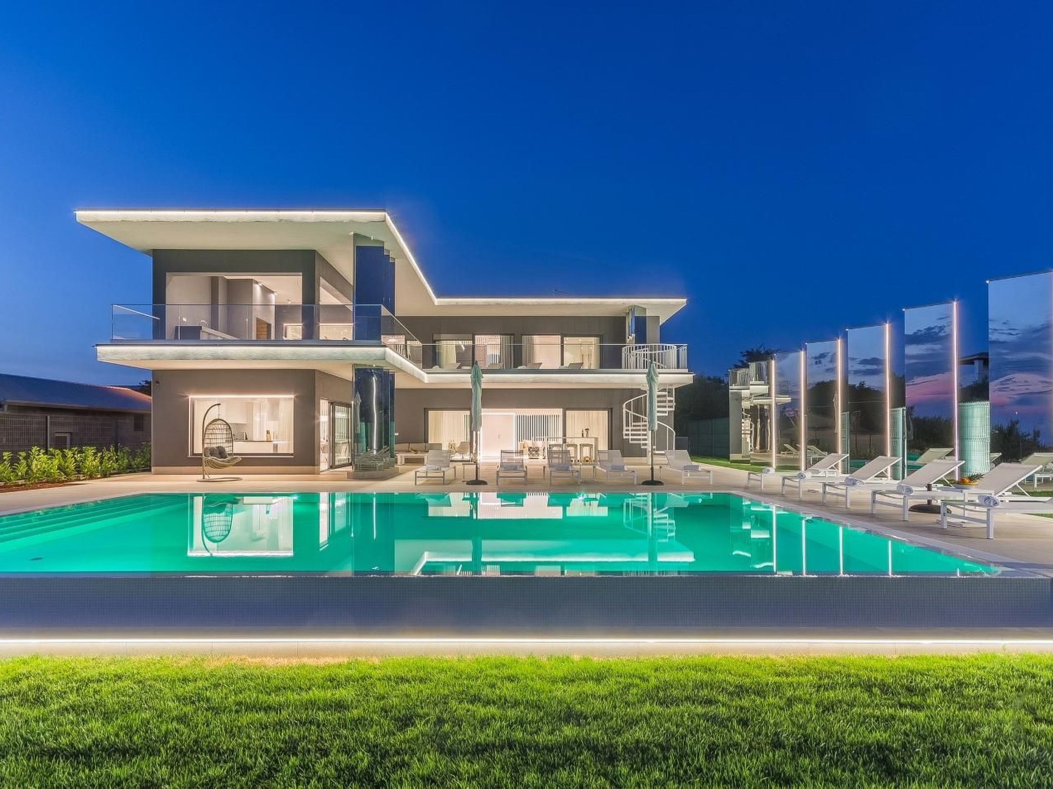 Villa Gabrijela für 10 Personen in Valentići-Dedans