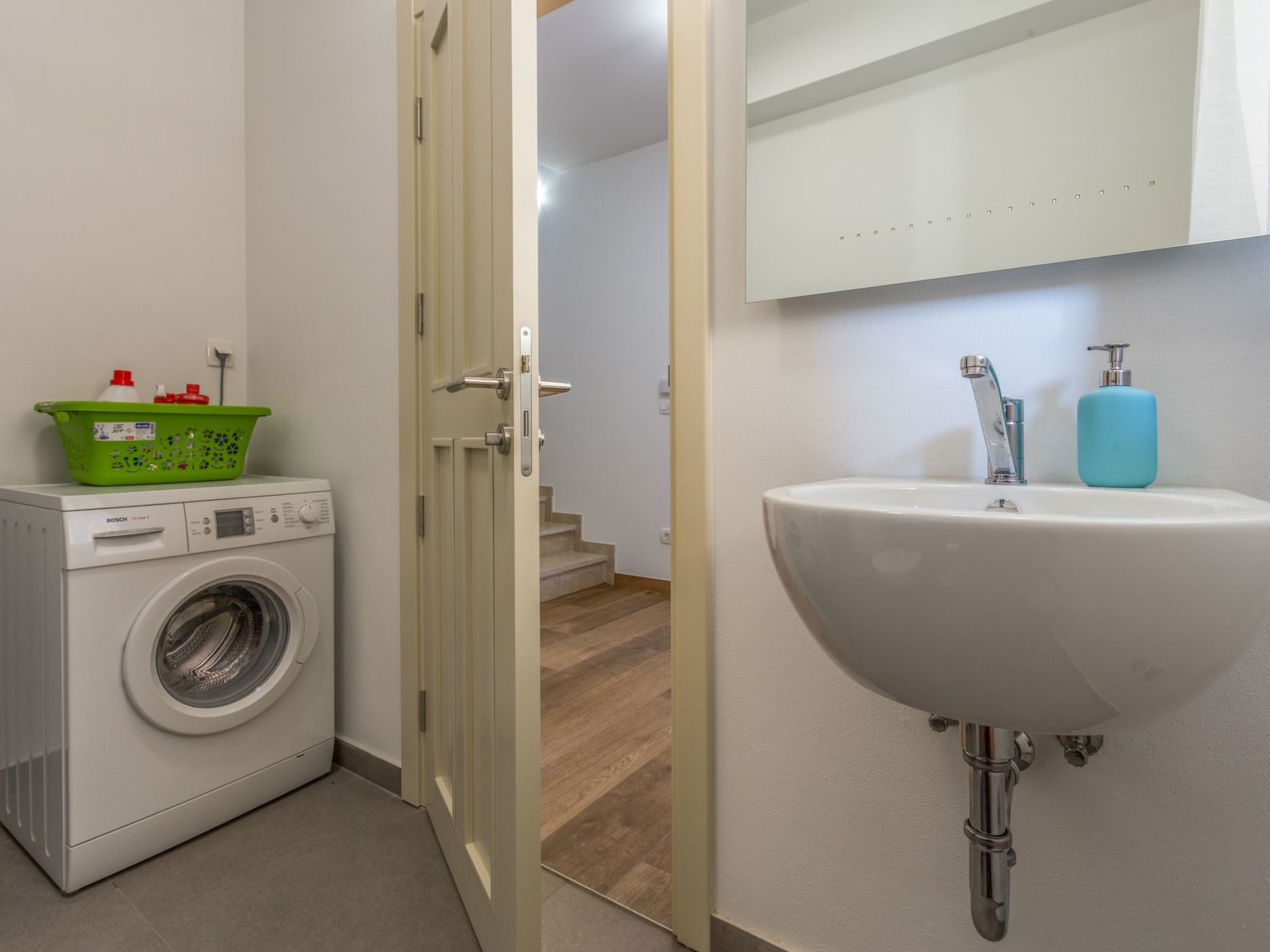 Tolles Ferienhaus in Deklići mit Privatem Pool-Dedans