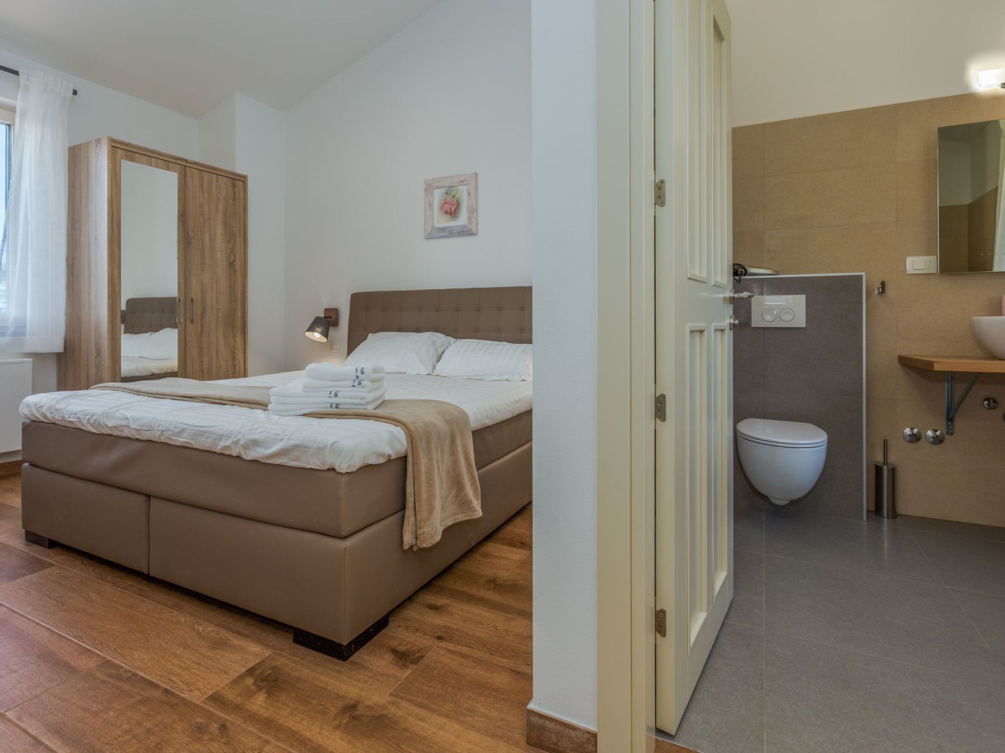 Tolles Ferienhaus in Deklići mit Privatem Pool-Dedans