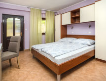 Knus appartement voor 2 bij Poreč met zwembad en tuin - thumbnail 4