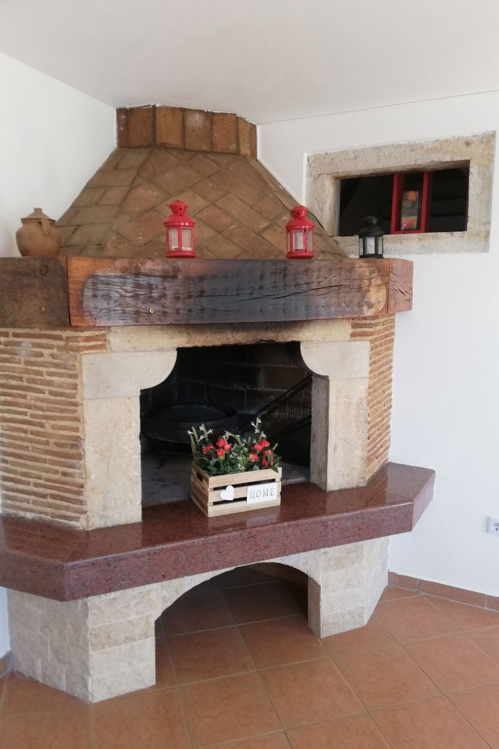 Haus Mirelia für zwei Personen mit Garten-Dedans