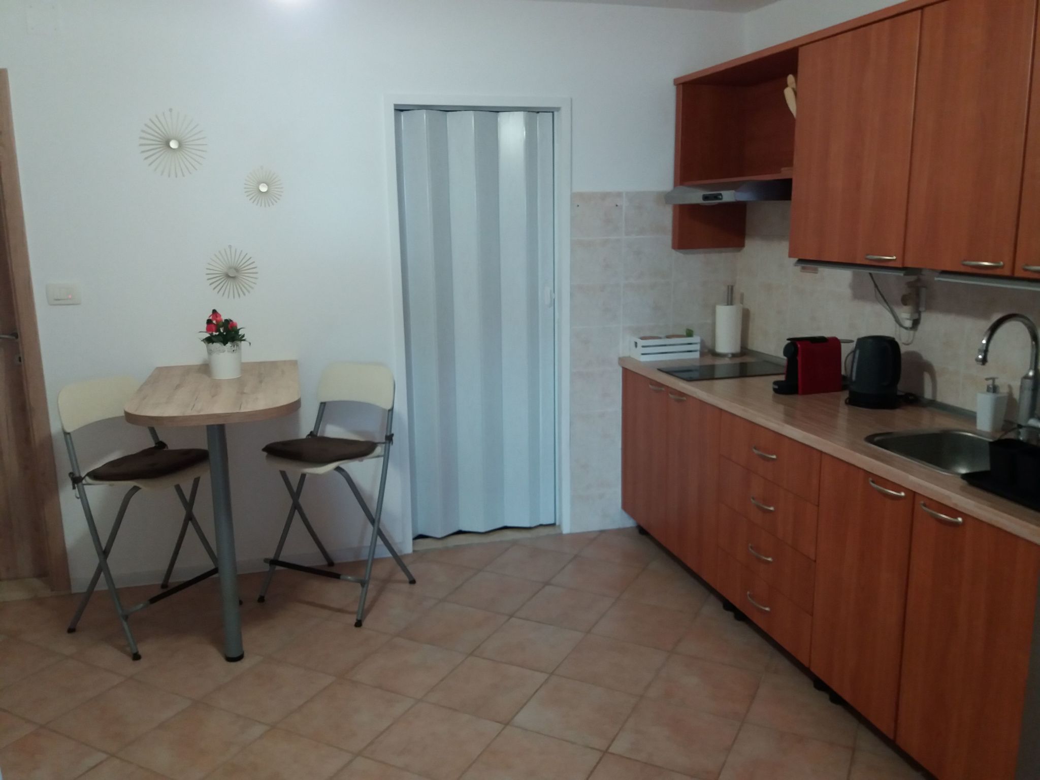 Haus Mirelia für zwei Personen mit Garten-Dedans