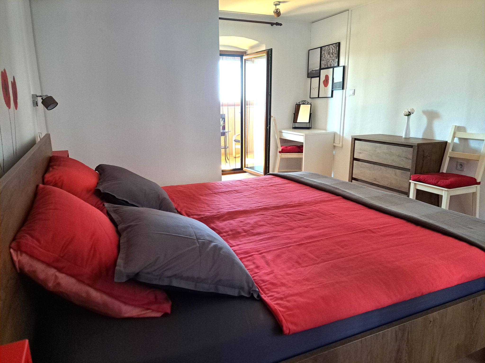 Haus Mirelia für zwei Personen mit Garten-Dedans