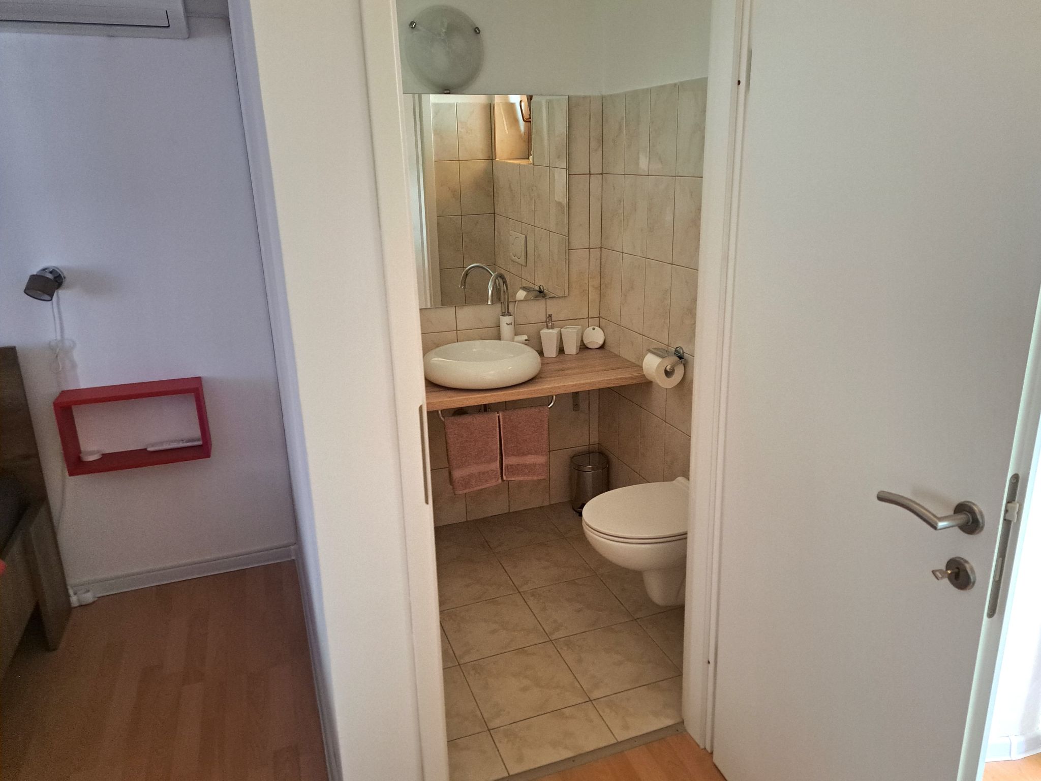 Haus Mirelia für zwei Personen mit Garten-Dedans