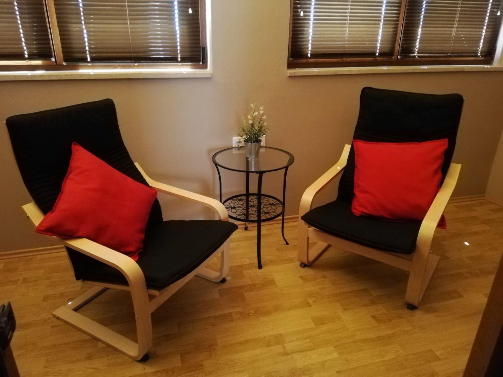 Haus Mirelia für zwei Personen mit Garten-Dedans