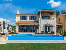 Villa Laura An: Elegant Istrisch toevluchtsoord nabij Poreč met privézwembad en zeezicht - thumbnail 1