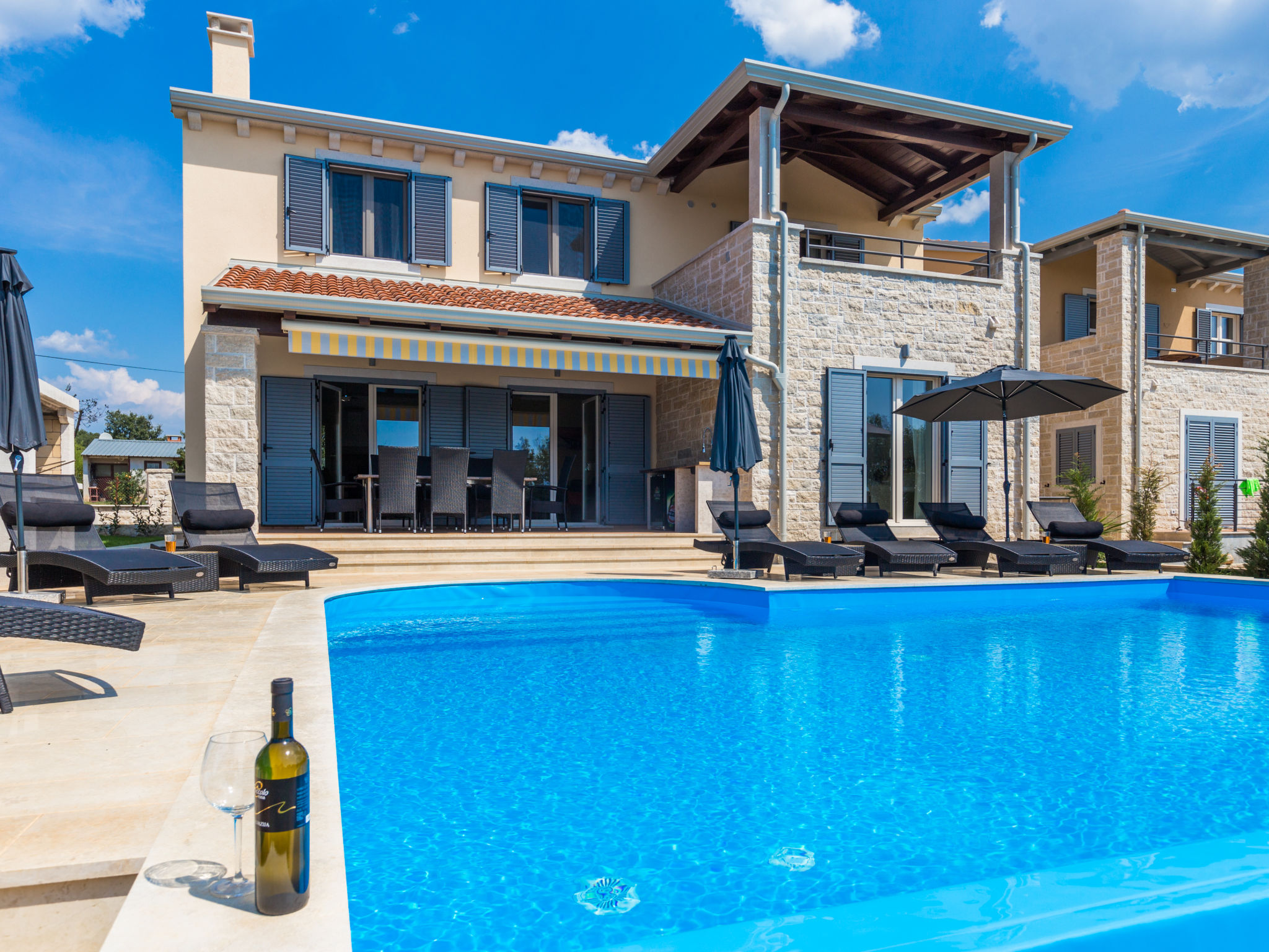 Villa Laura An: Elegant Istrisch toevluchtsoord nabij Poreč met privézwembad en zeezicht - foto 4