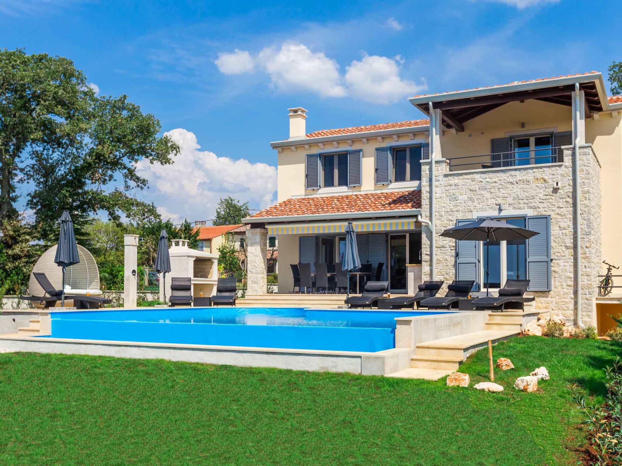 Villa Laura An: Elegant Istrisch toevluchtsoord nabij Poreč met privézwembad en zeezicht - foto 3