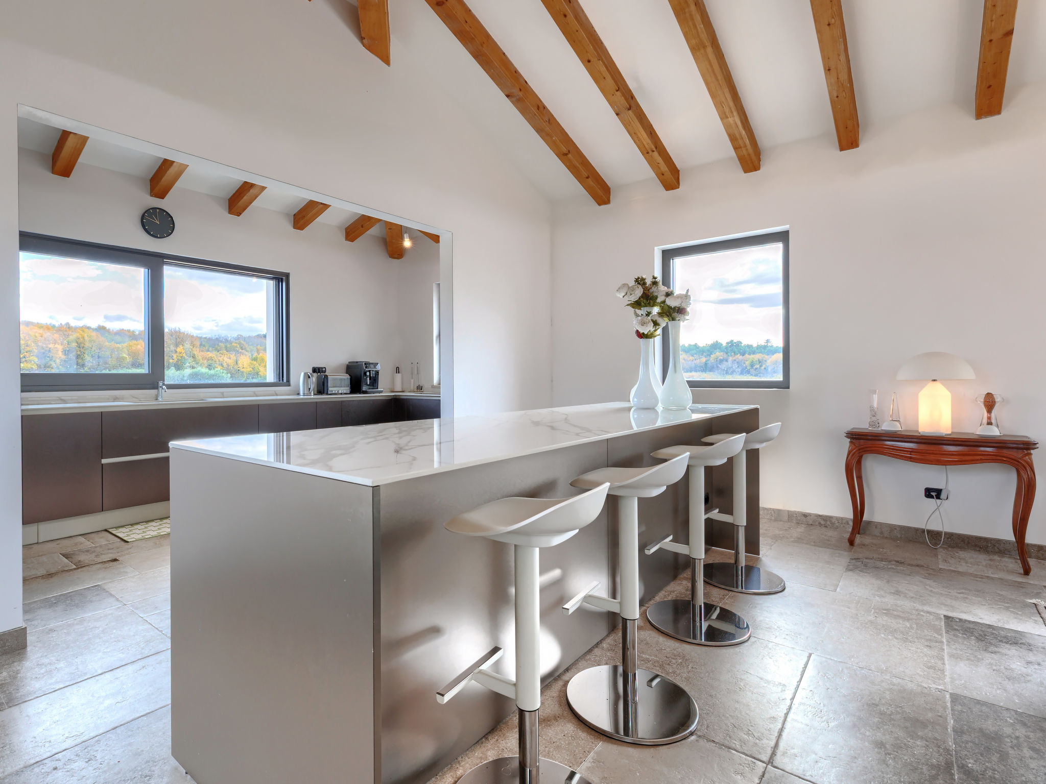 Maison Paradis-Inside