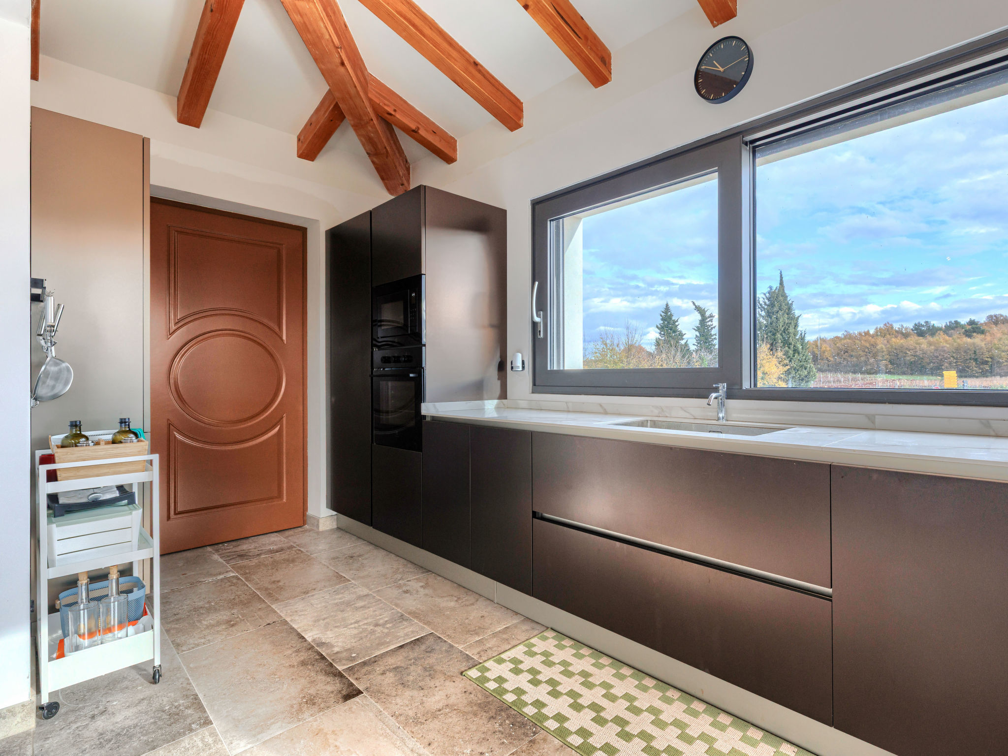 Maison Paradis-Outside