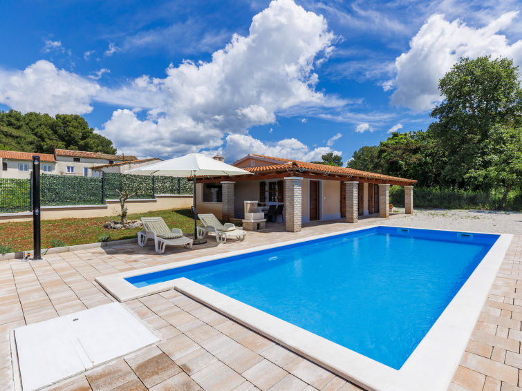 Vakantiehuis Santina met privézwembad in Poreč/Višnjan in Poreč/Višnjan