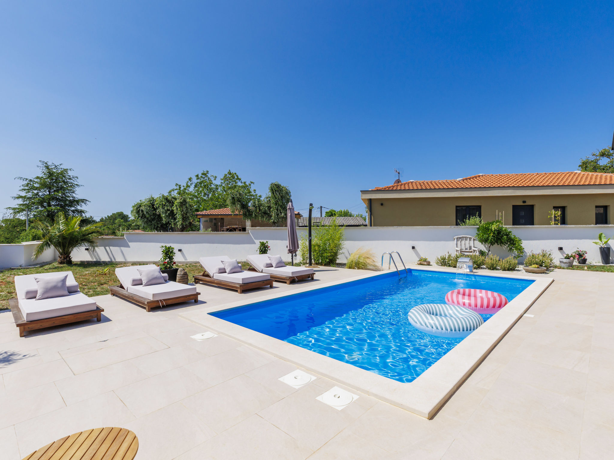 Villa Luna-Inside