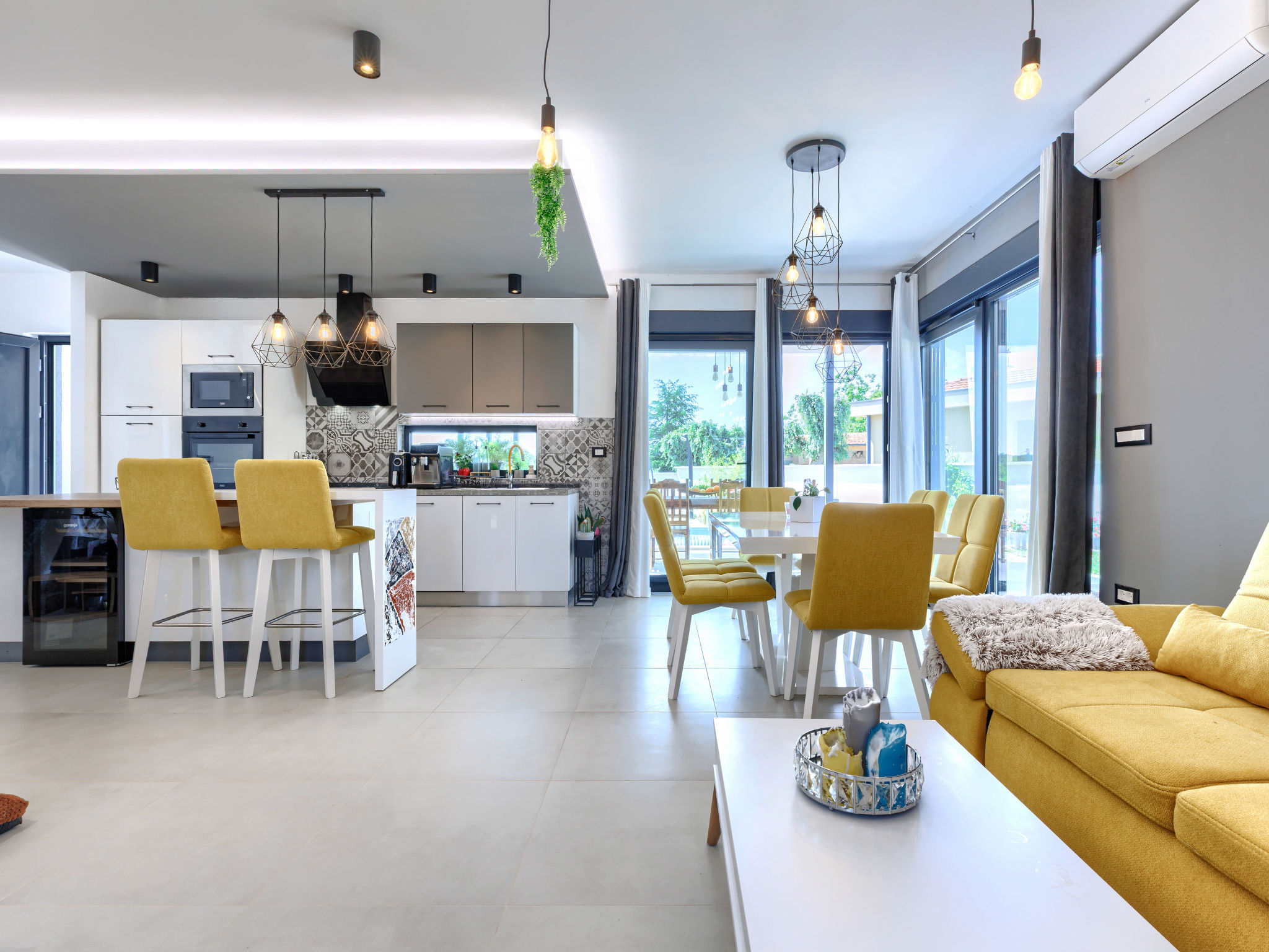 Villa Luna-Inside