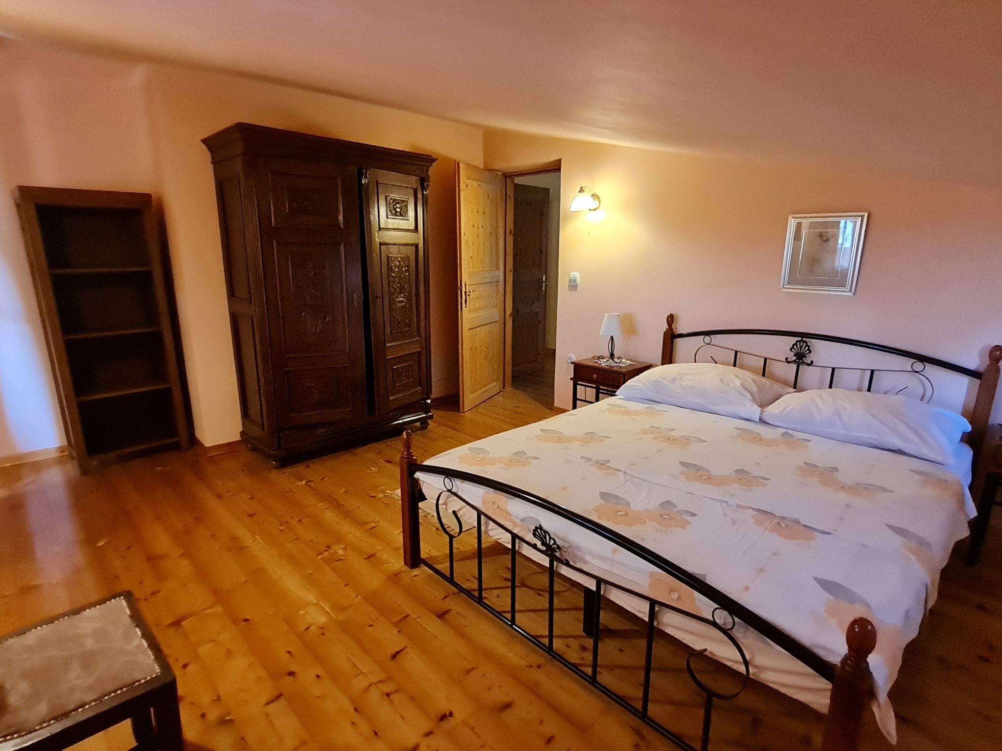 Ruhiggelegene Villa mit eigenem Tennisplatz und Pool für Ausflüge in die Umgebu - Binnen