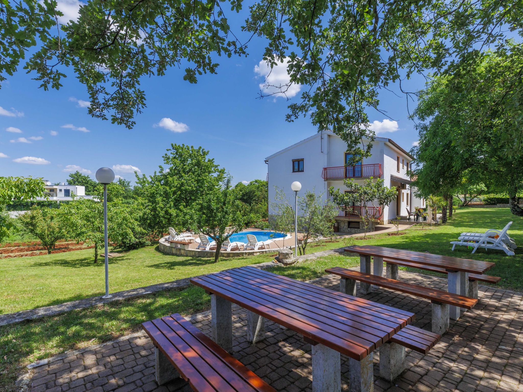 Knusse vakantiewoning Ana nabij Poreč met gedeeld zwembad en tuin - foto 19