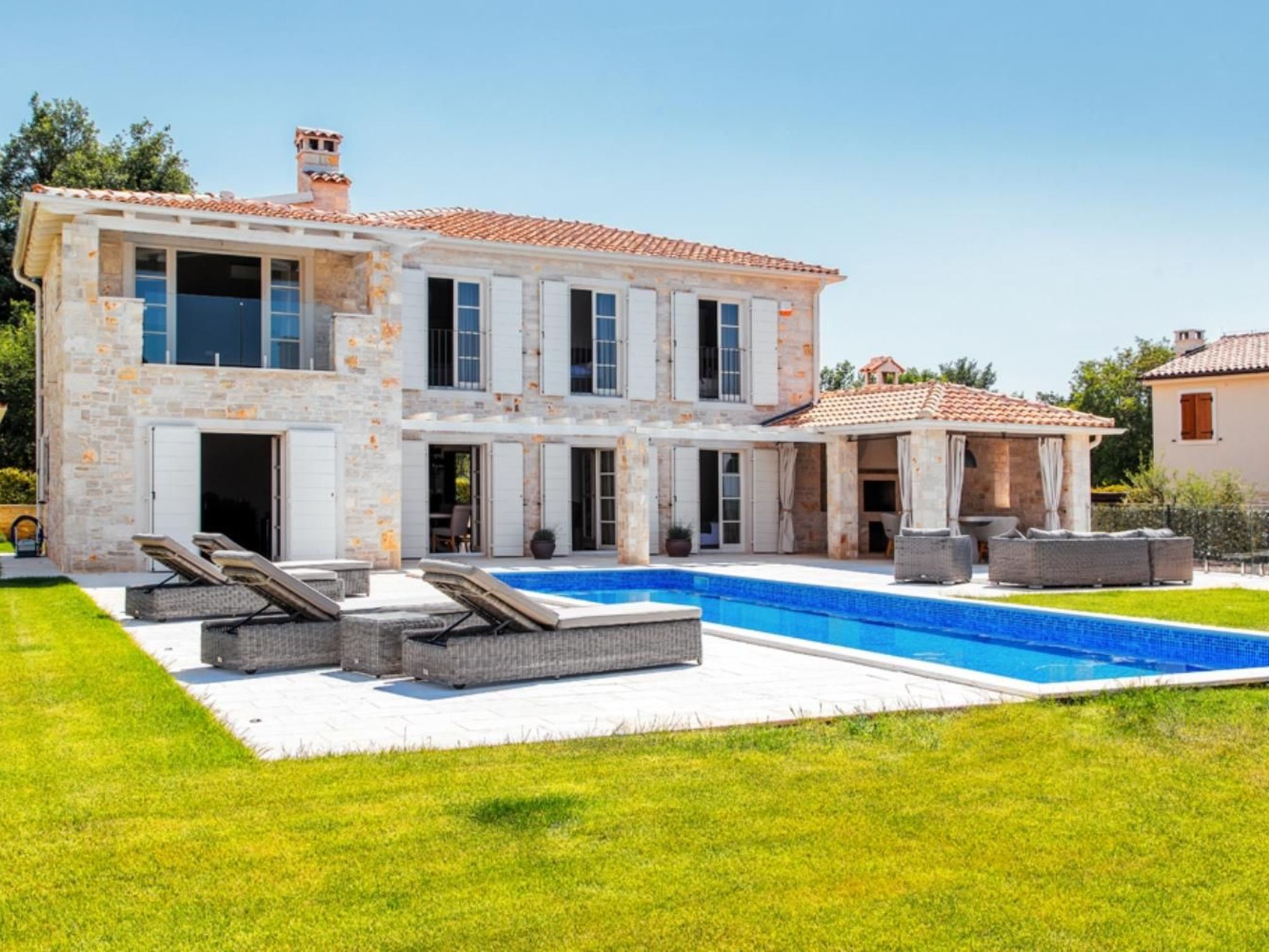 Villa Arabela mit 4 Schlafzimmern, in der Nähe von Porec-Binnen