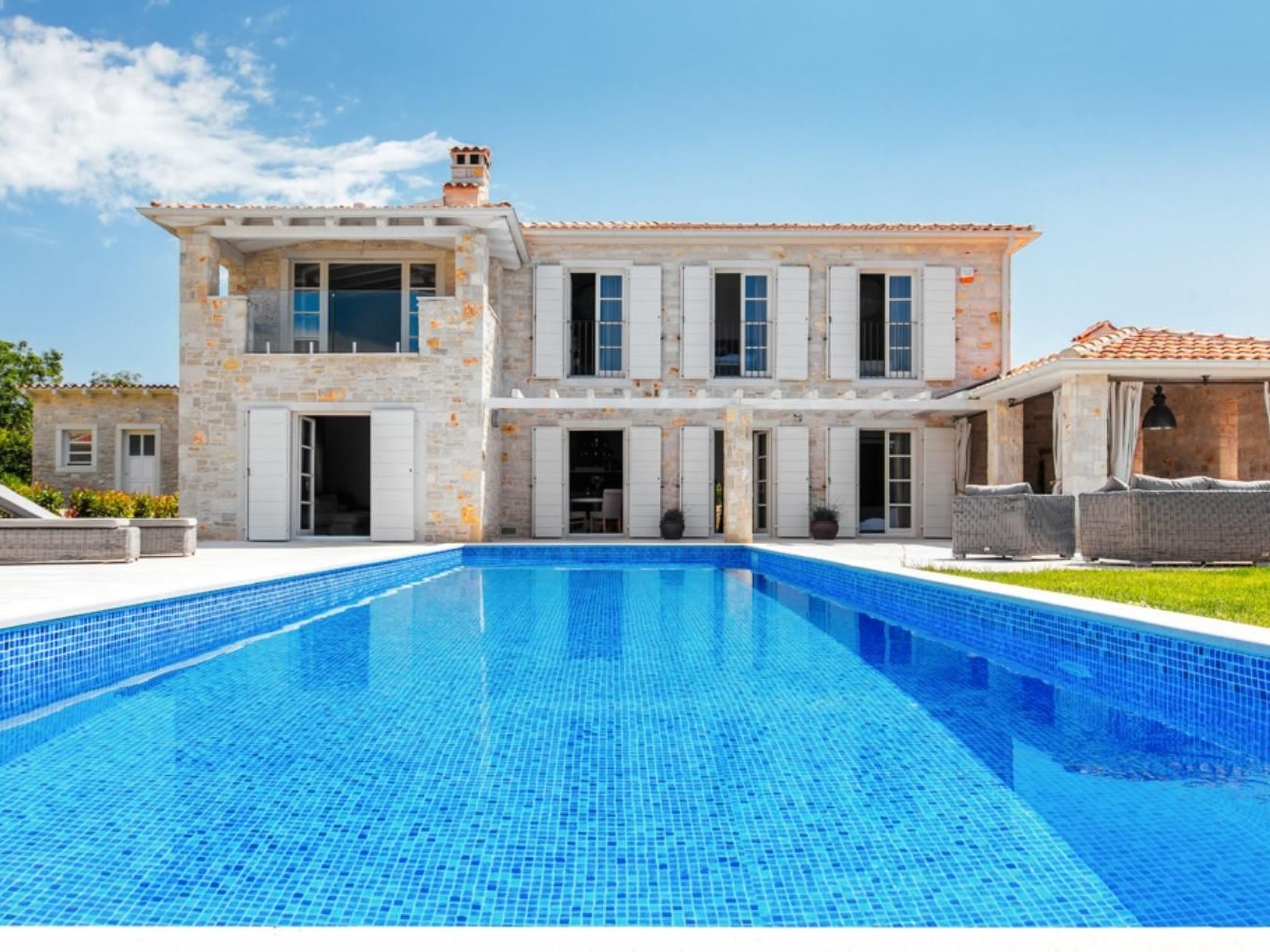 Villa Arabela mit 4 Schlafzimmern, in der Nähe von Porec-Binnen