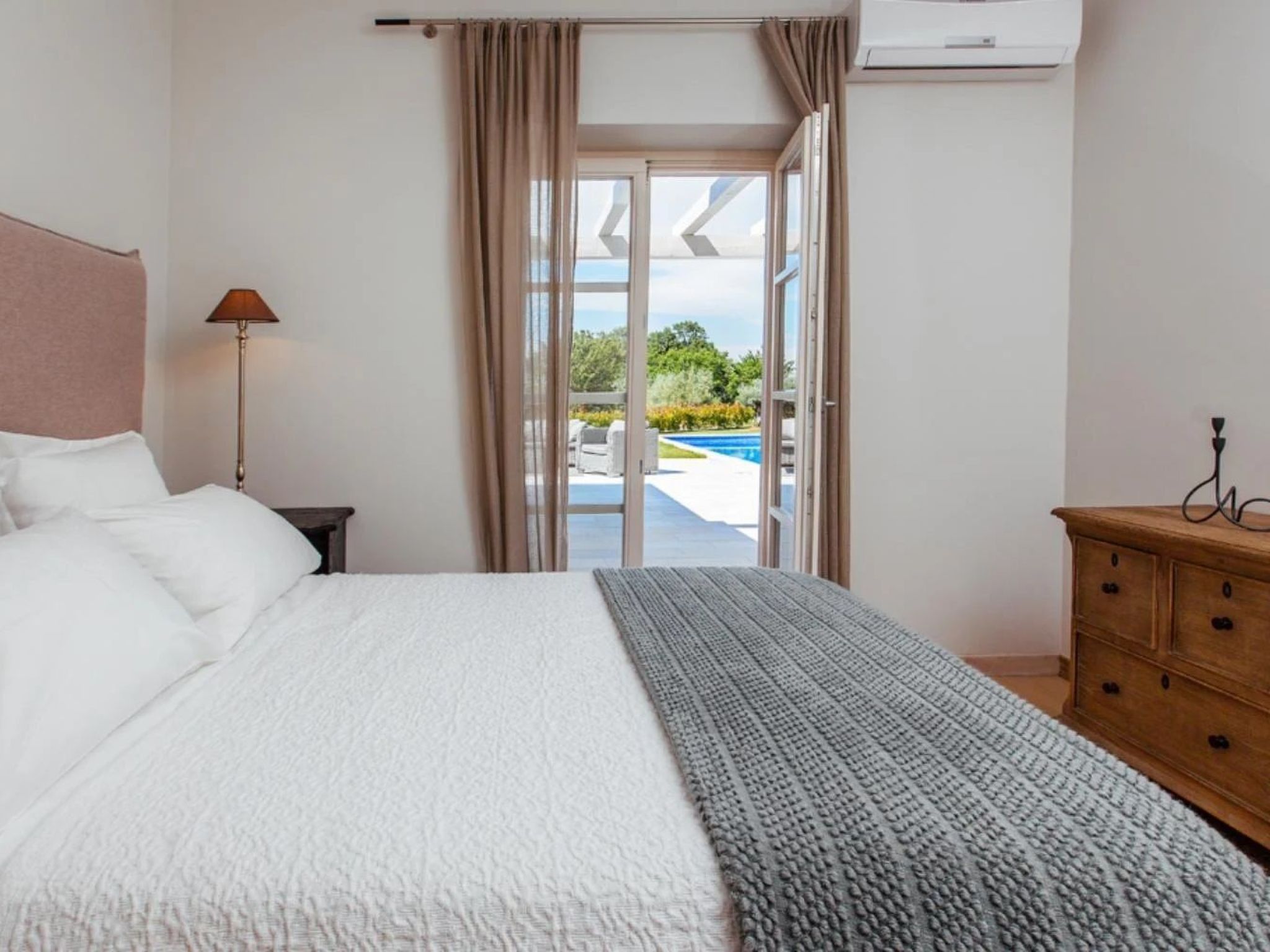 Villa Arabela mit 4 Schlafzimmern, in der Nähe von Porec-Binnen