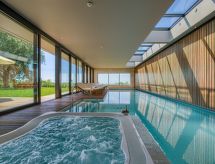 Luxe Vakantievilla voor 10 personen met verwarmd zwembad aan de golfbaan in Poreč - thumbnail 6