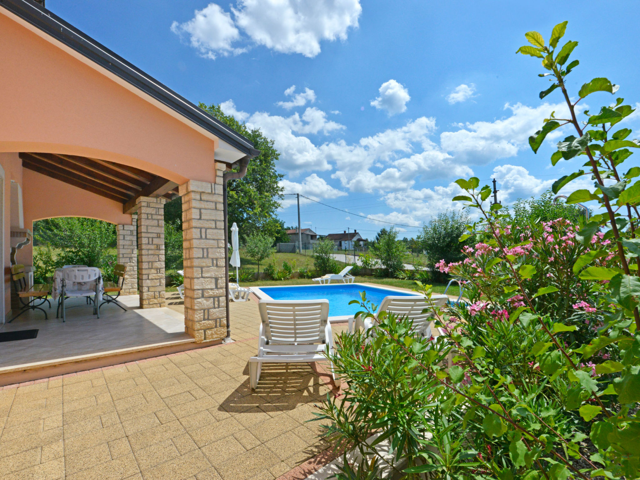 Villa 377 - Buiten