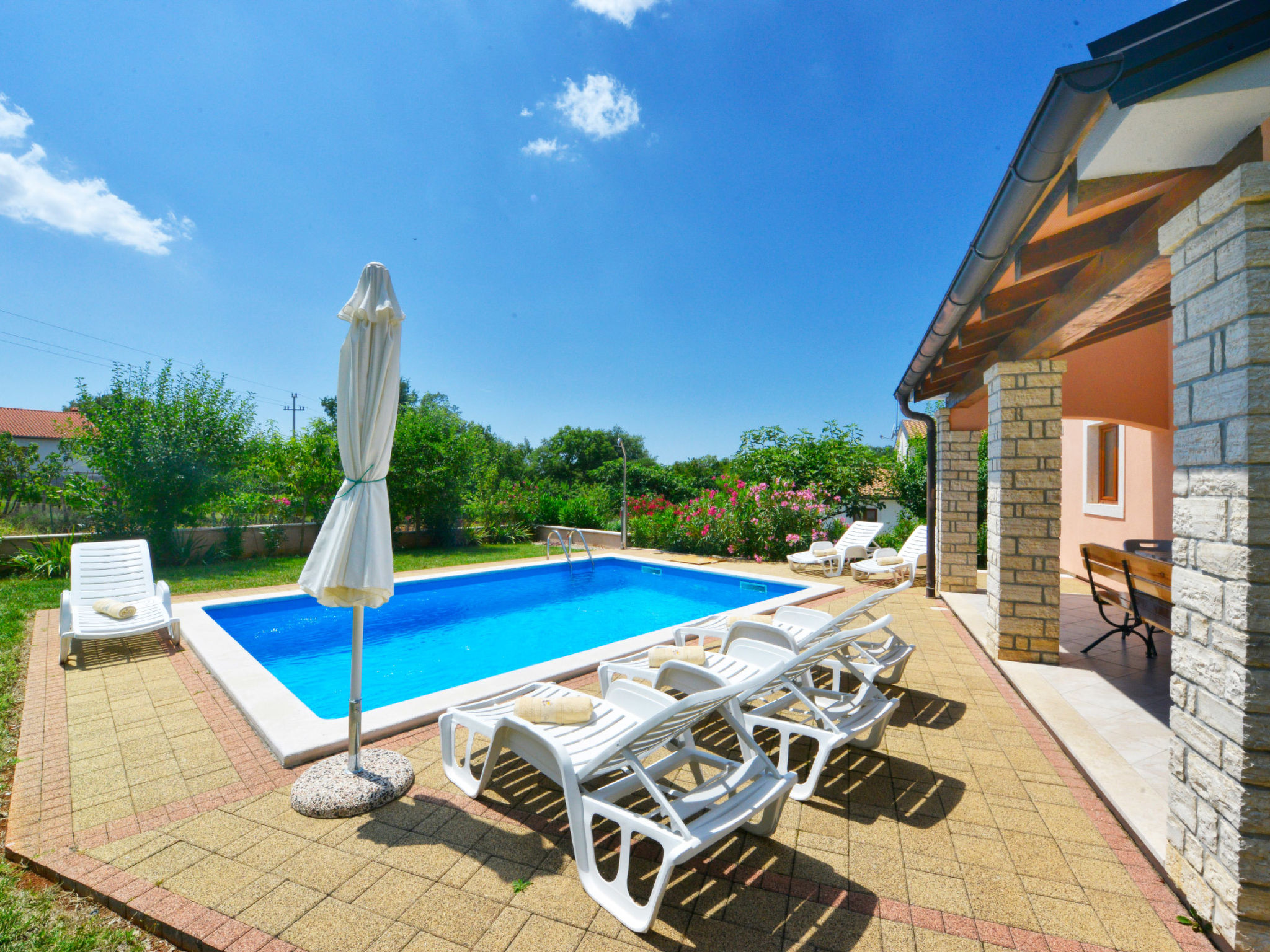 Villa 377 - Buiten