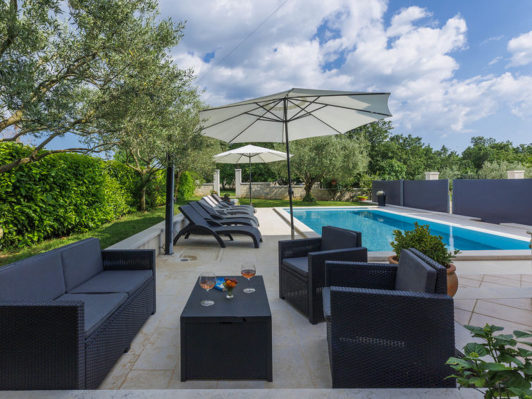 Search and Stay destination Zgrabljići, Istarska županija - Croatia from AU$ 216. Mir