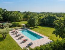 Villa Grando II: Ruim vakantiehuis met verwarmd zwembad in Istrië - thumbnail 2