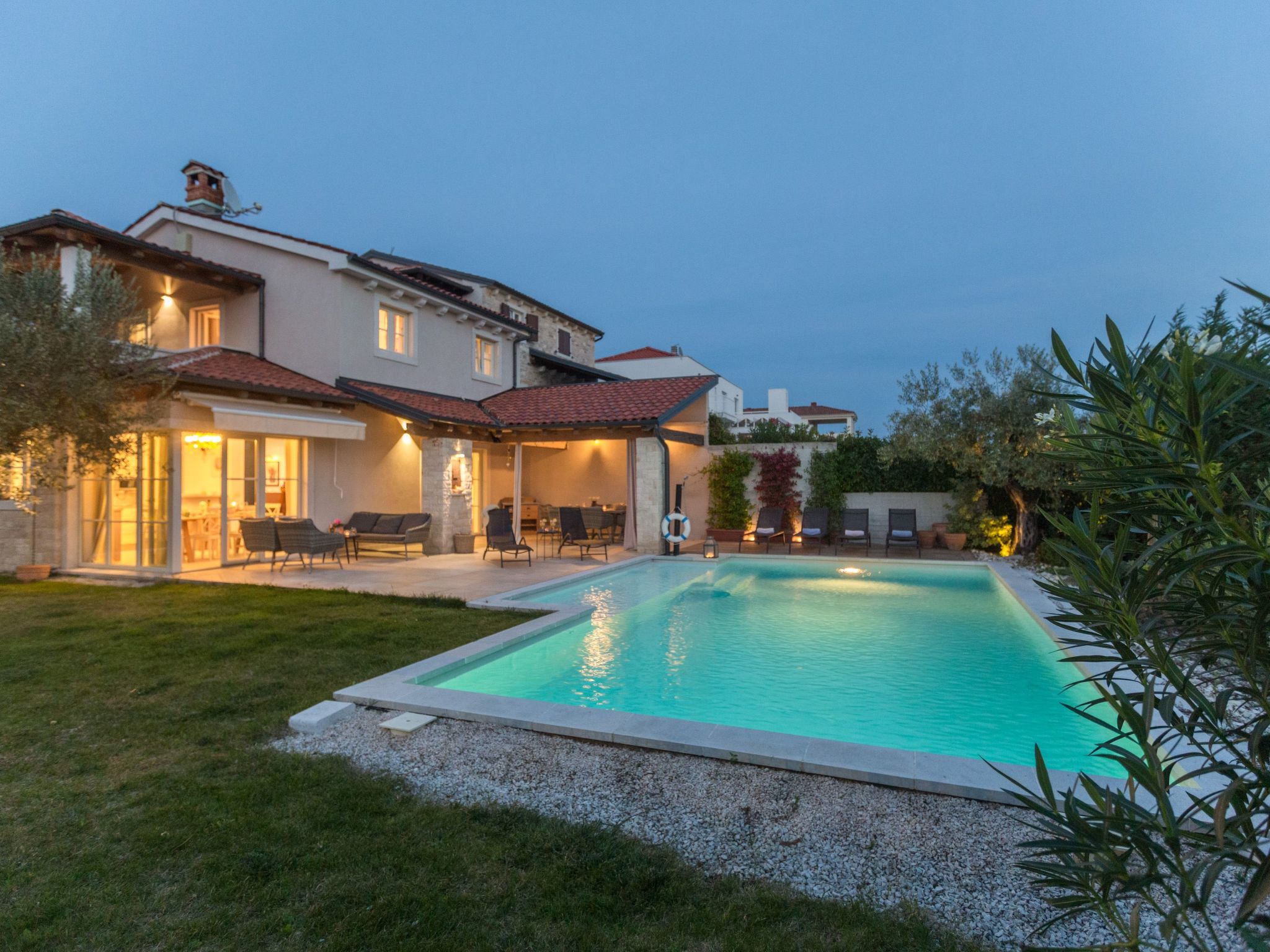 Villa Nar