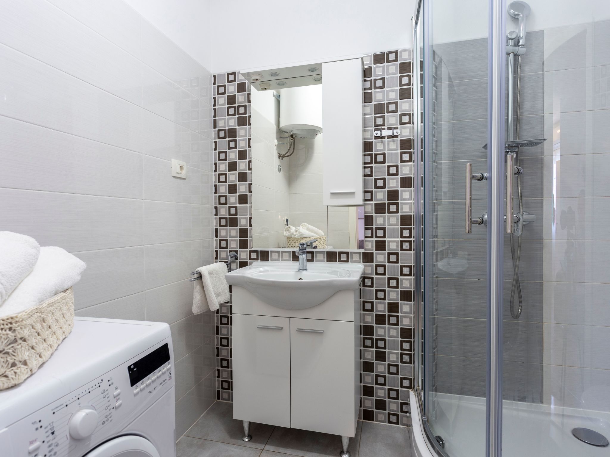 Schöne Wohnung Funtana Nr.3-Binnen