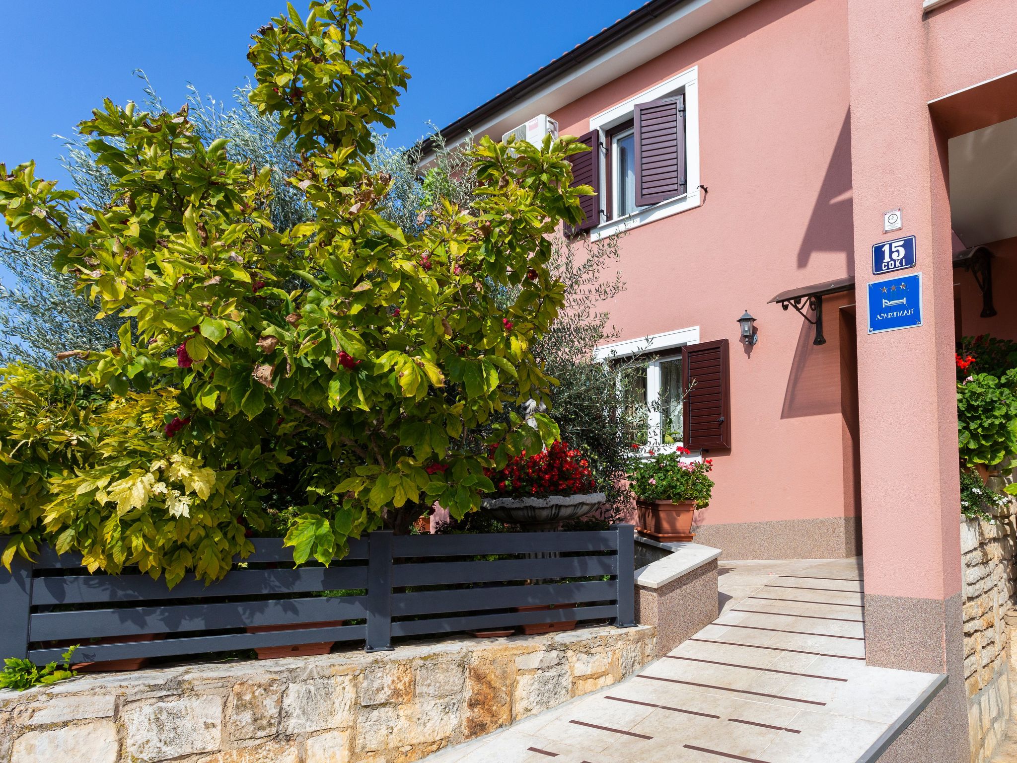 Schöne Wohnung Funtana Nr.2-Binnen