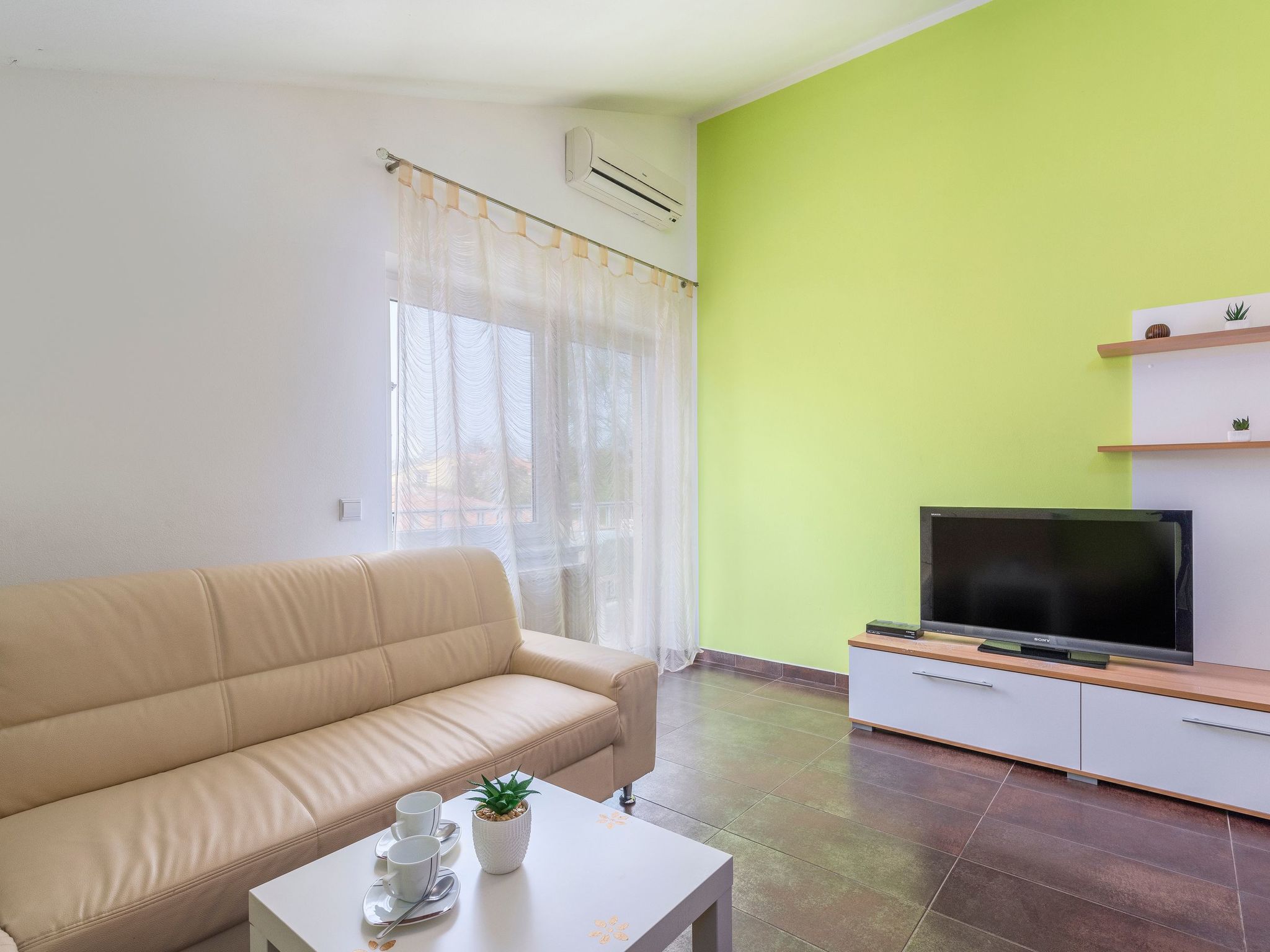 Charmante Wohnung in Funtana mit Grill-Binnen