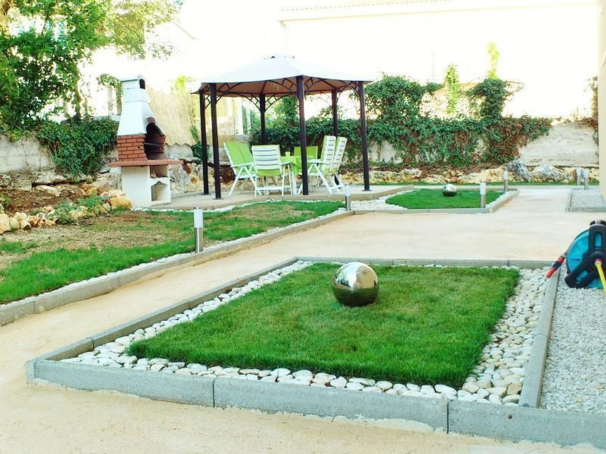 Appartement in Funtana mit Grill-Buiten