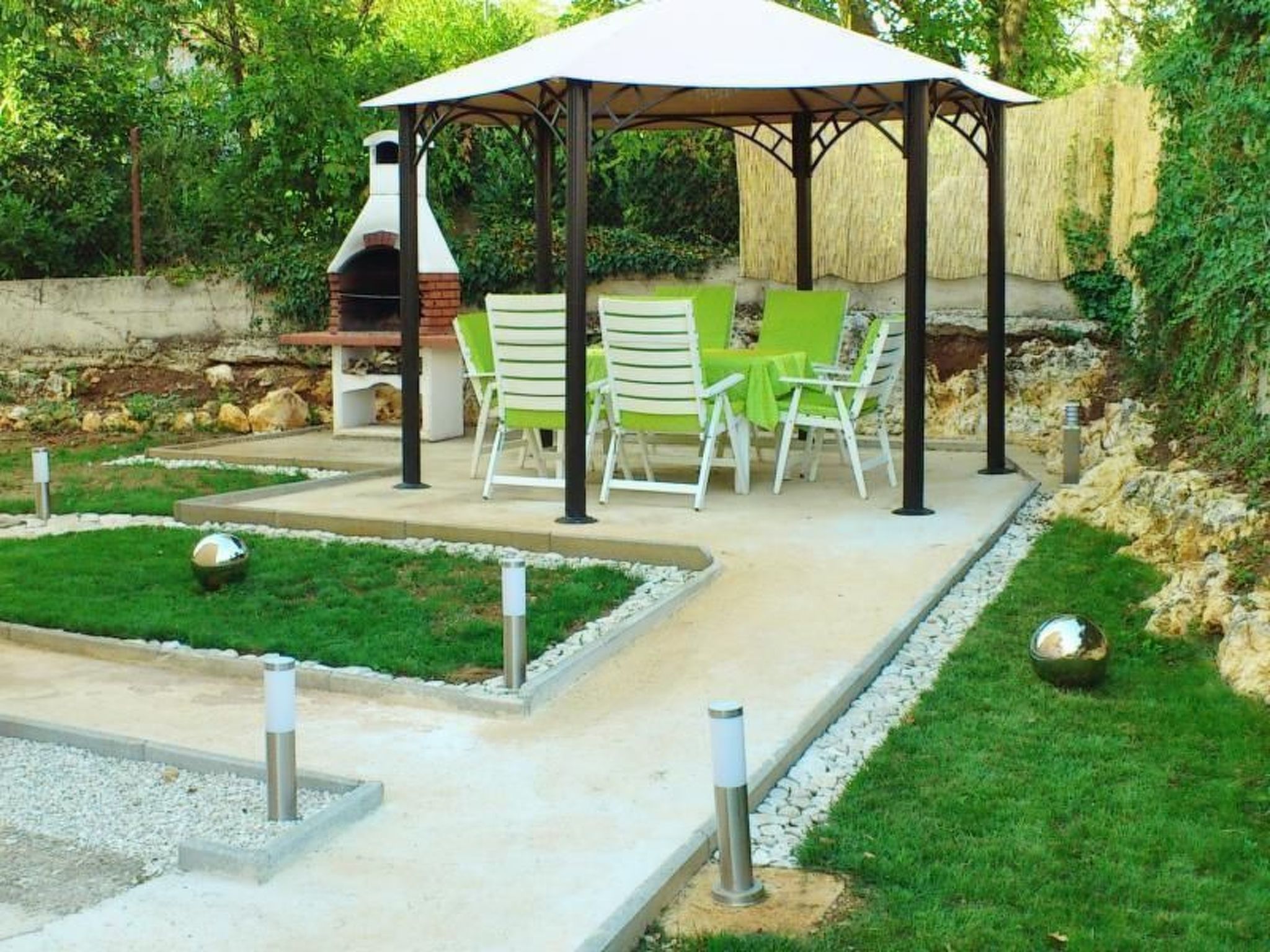 Appartement in Funtana mit Grill-Image-tags.info