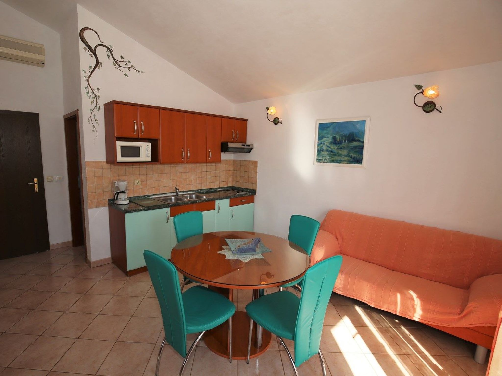 Villa Linet 7.-Drinnen