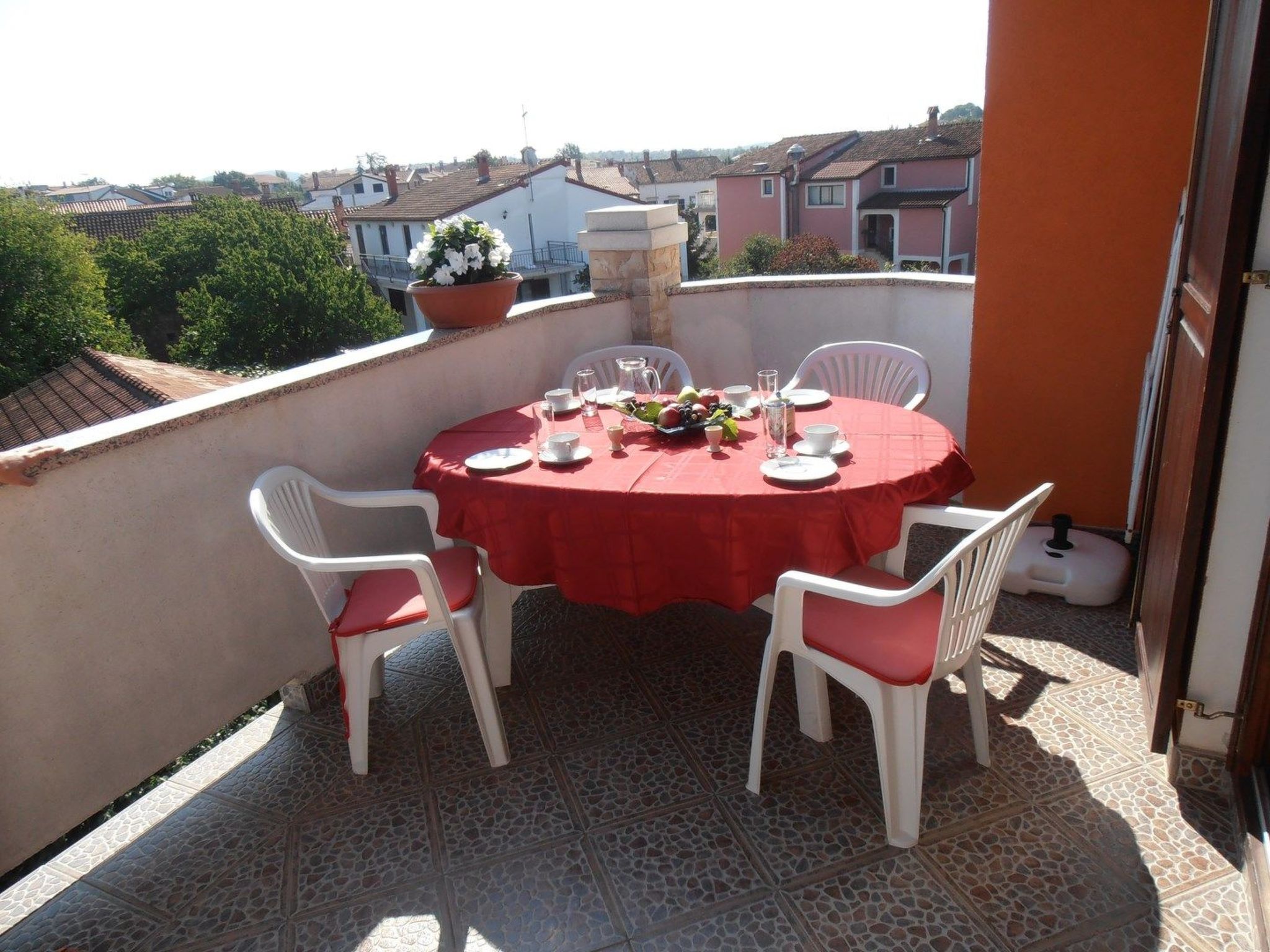 Villa Linet 7.-Drinnen