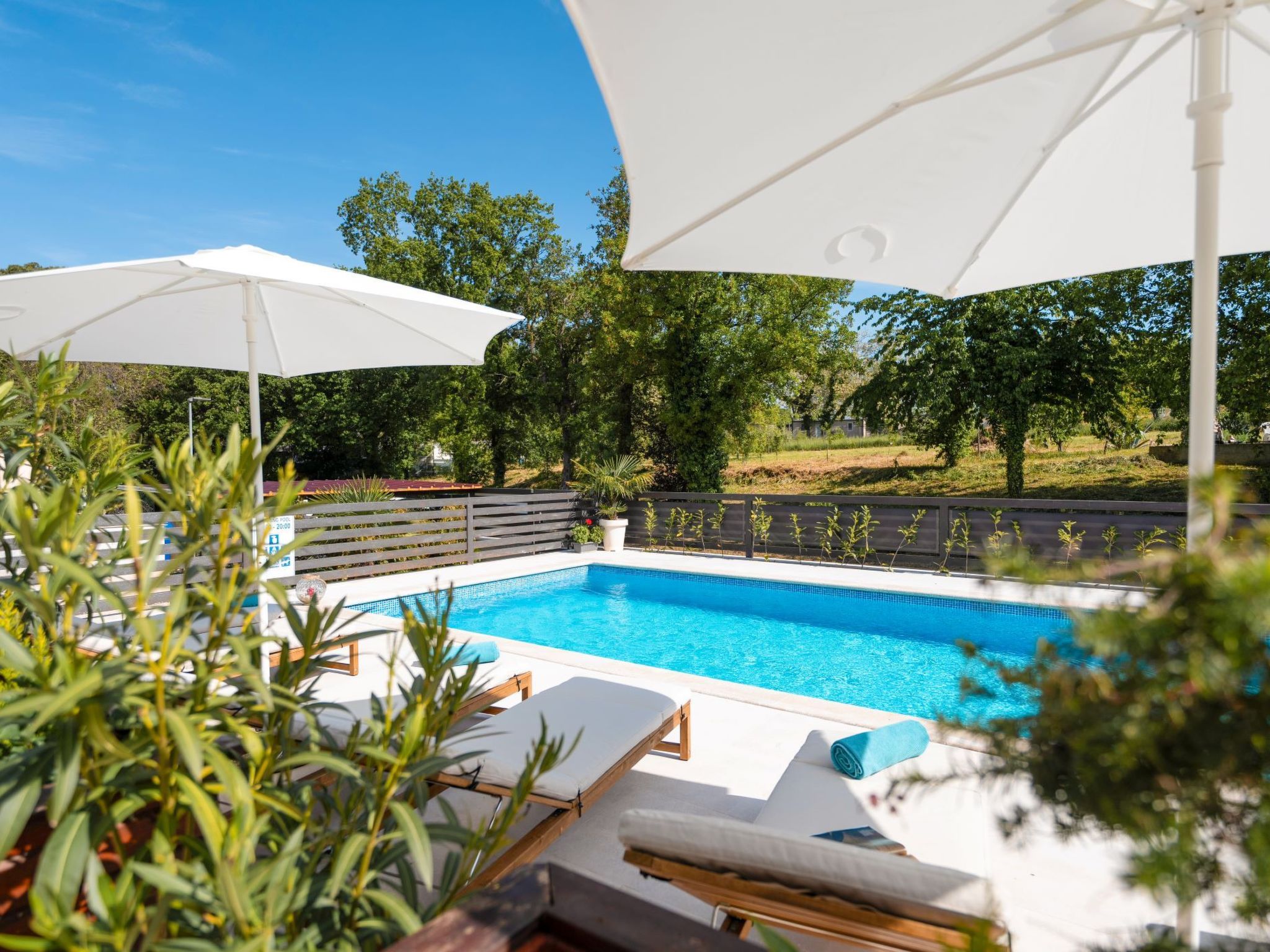 Residence Mala 1-Image-tags.info